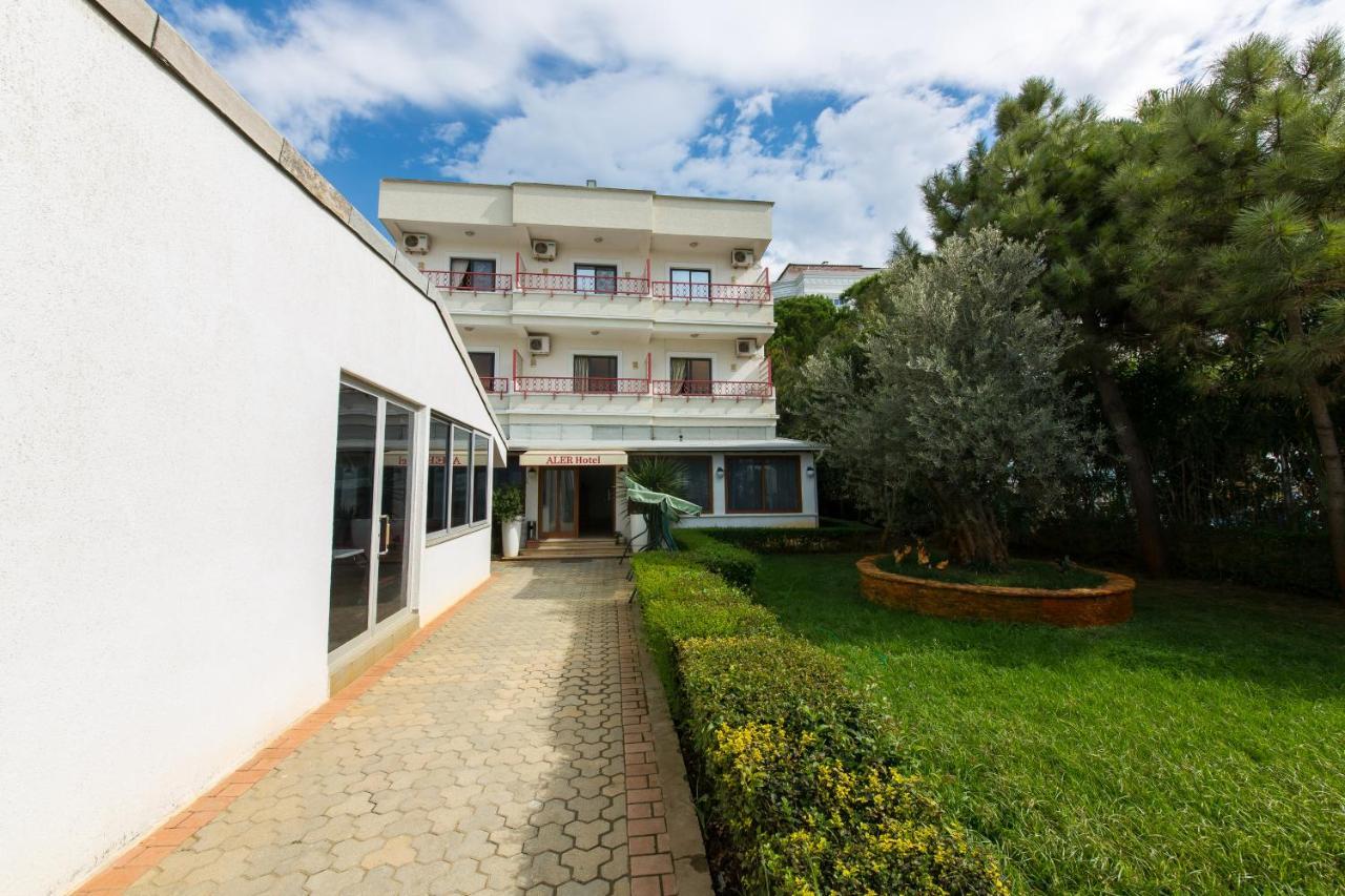 Expert Hotel Golem  Extérieur photo