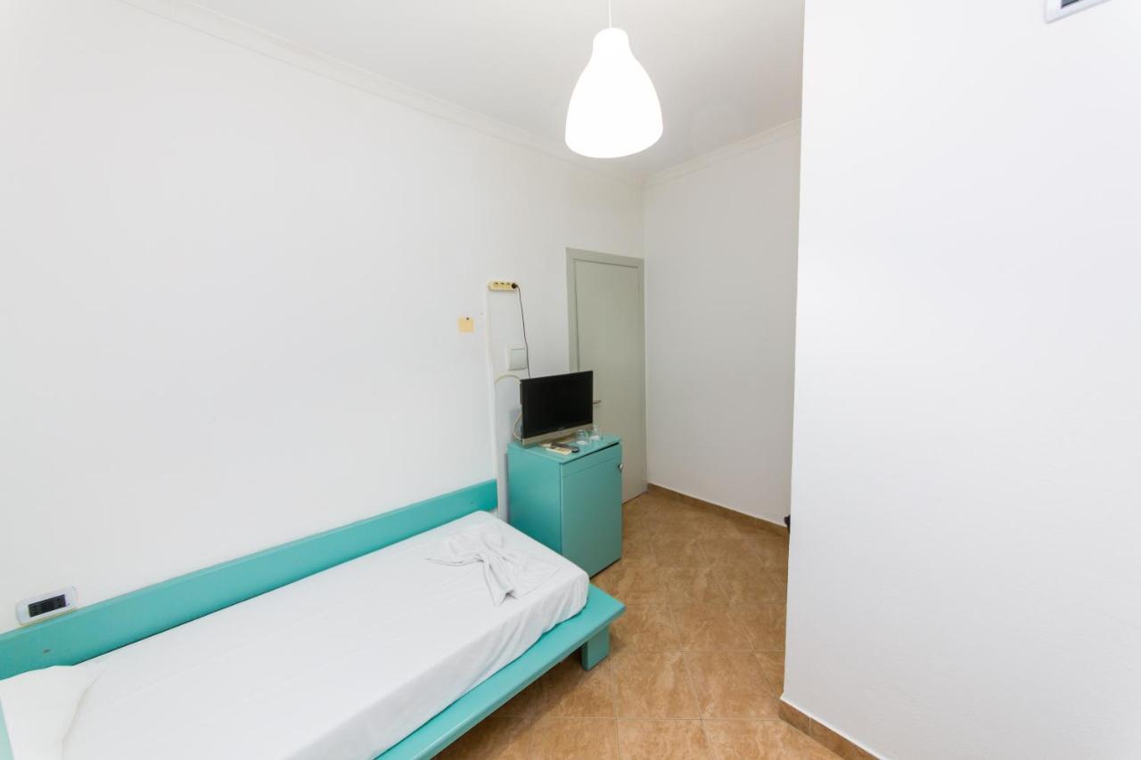 Expert Hotel Golem  Extérieur photo